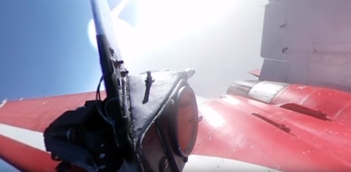 MiGFlug multi-angle camera view from a MiG-29 at the edge of space