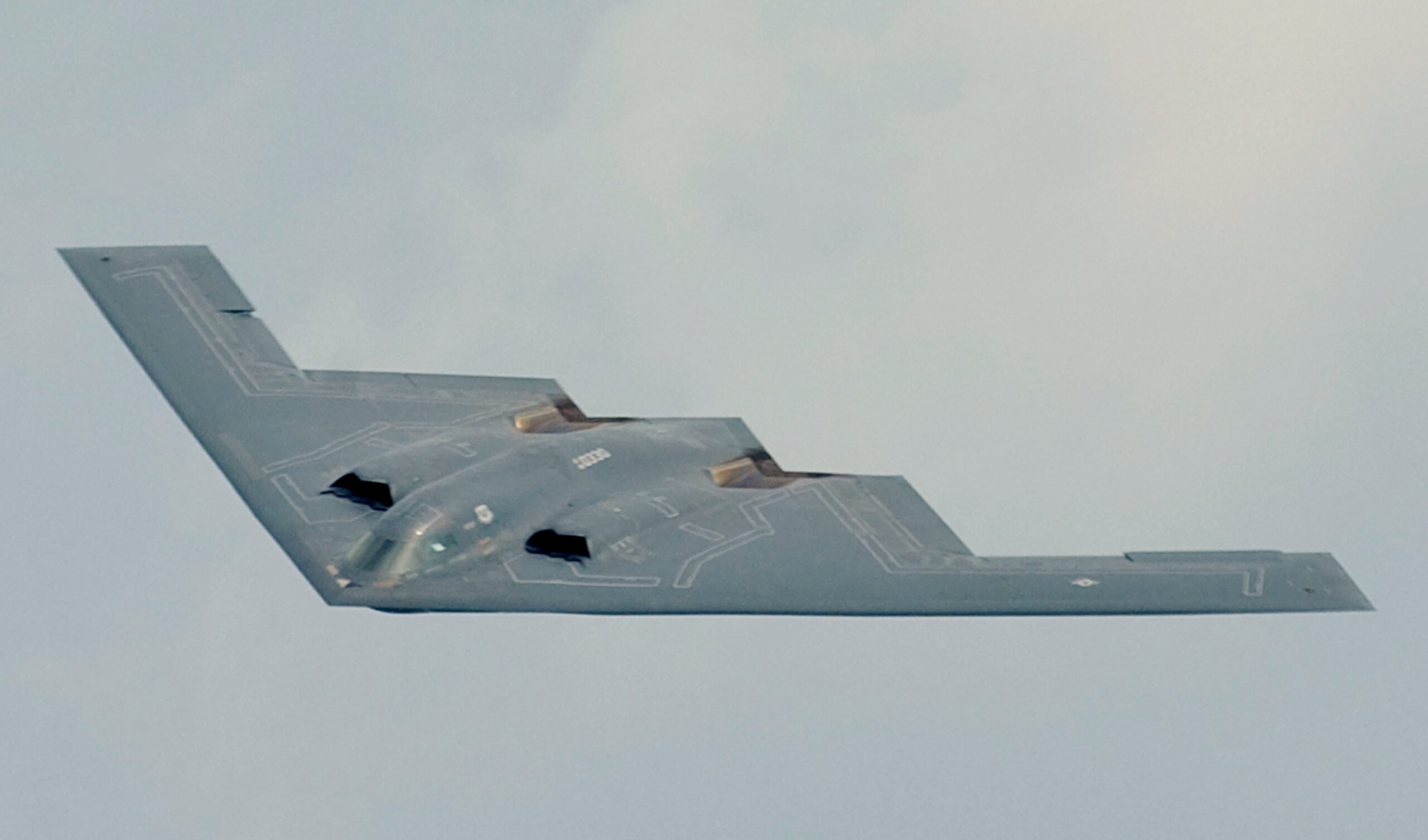 Bombardier furtif Northrop Grumman B-2 Spirit de l'USAF en vol