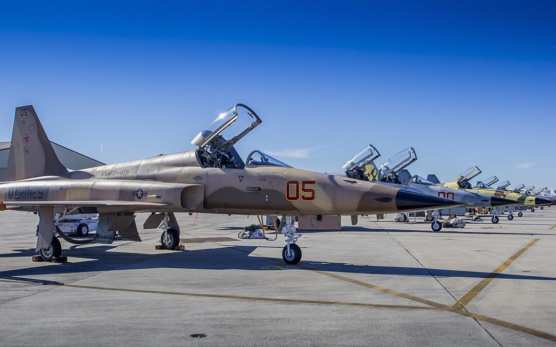 Zivilisten wurden dafür bezahlt, feindliche Jets gegen die US-Marine zu fliegen.