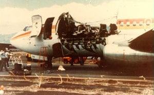 aloha-243-aftermath Aloha Airlines Flight 243 aftermath showing missing fuselage