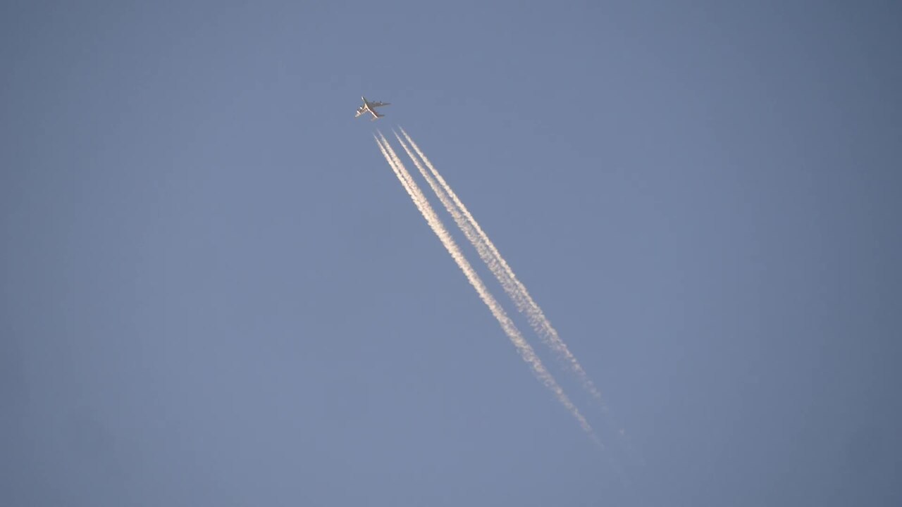 traînées de condensation-ciel-aviation Contrails Sky Aviation