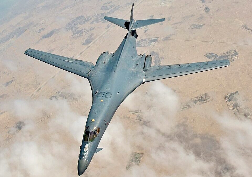Tanker Crews Earn the Distinguished Flying Cross Over Iran