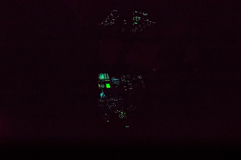 night-flight-cockpit-pilot-training Night Flight Cockpit Pilot Training