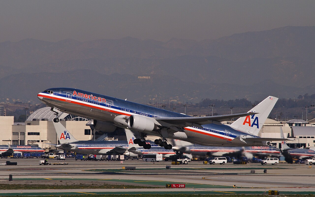 American Airlines 777 widebody