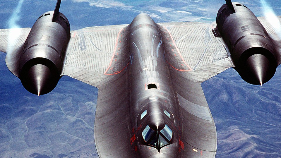 Avión de reconocimiento SR-71 Blackbird desde un ángulo único
