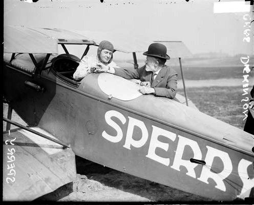 Lawrence Sperry, Erfinder des Autopiloten (1914) Lawrence Sperry, Erfinder des Autopiloten