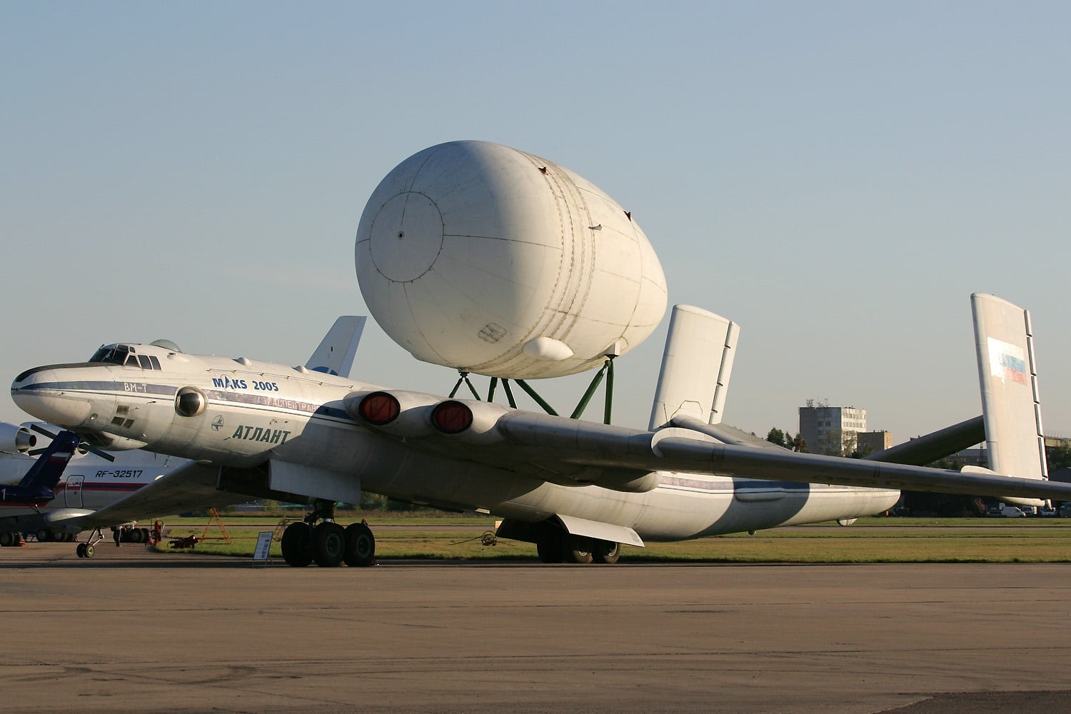 The Soviet Bomber That Carried the Buran Shuttle on Its Back | Afterburner - MiGFlug's Magazine