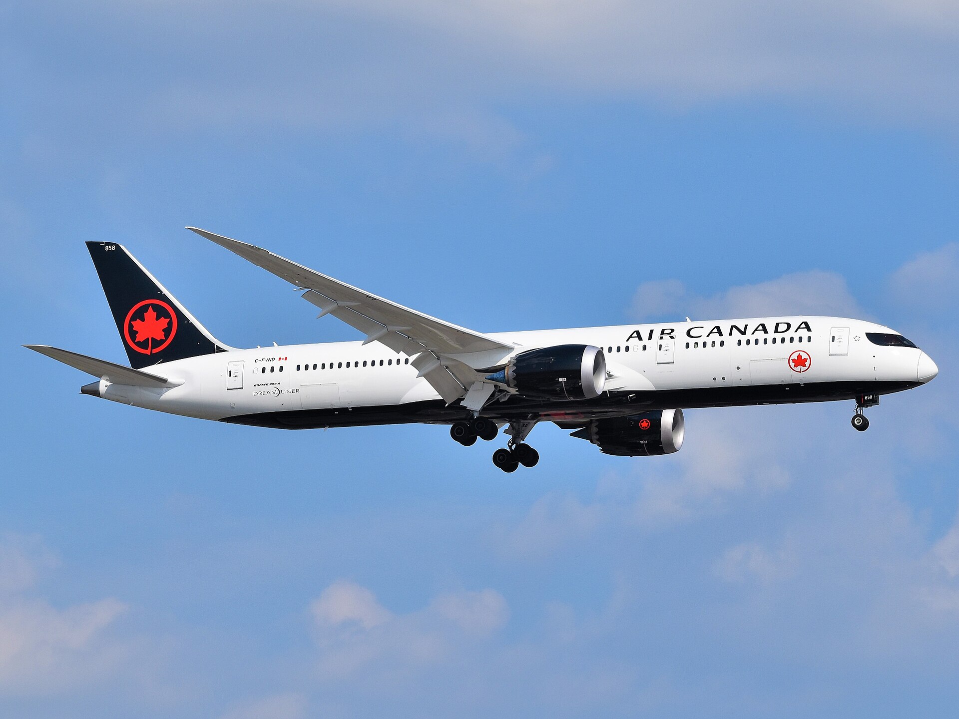 Boeing 787-9 Dreamliner d'Air Canada en approche finale Boeing 787-9 Dreamliner d'Air Canada, immatriculé C-FVND, en approche finale