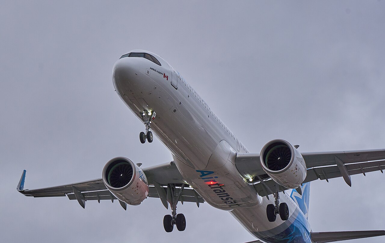 Air Transat Airbus A321LR
