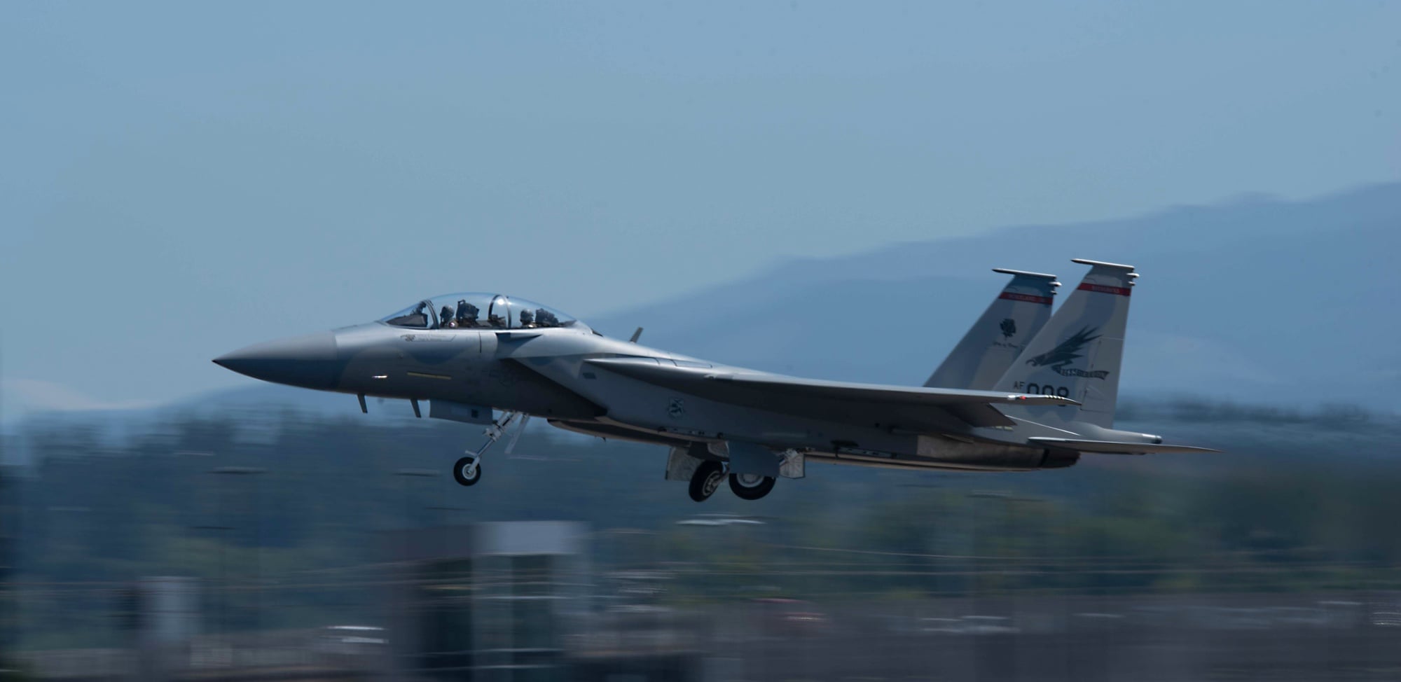 Eine F-15EX Eagle II der Oregon Air National Guard startet von Portland Eine F-15EX Eagle II der Oregon Air National Guard des 142. Geschwaders startet vom Luftwaffenstützpunkt Portland der Nationalgarde.