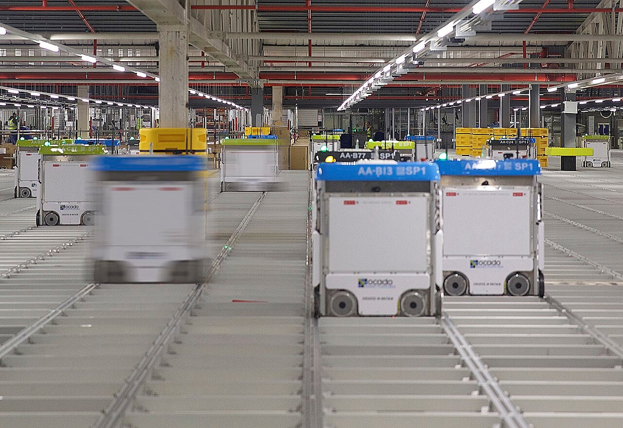 Roboter in einem automatisierten Lager