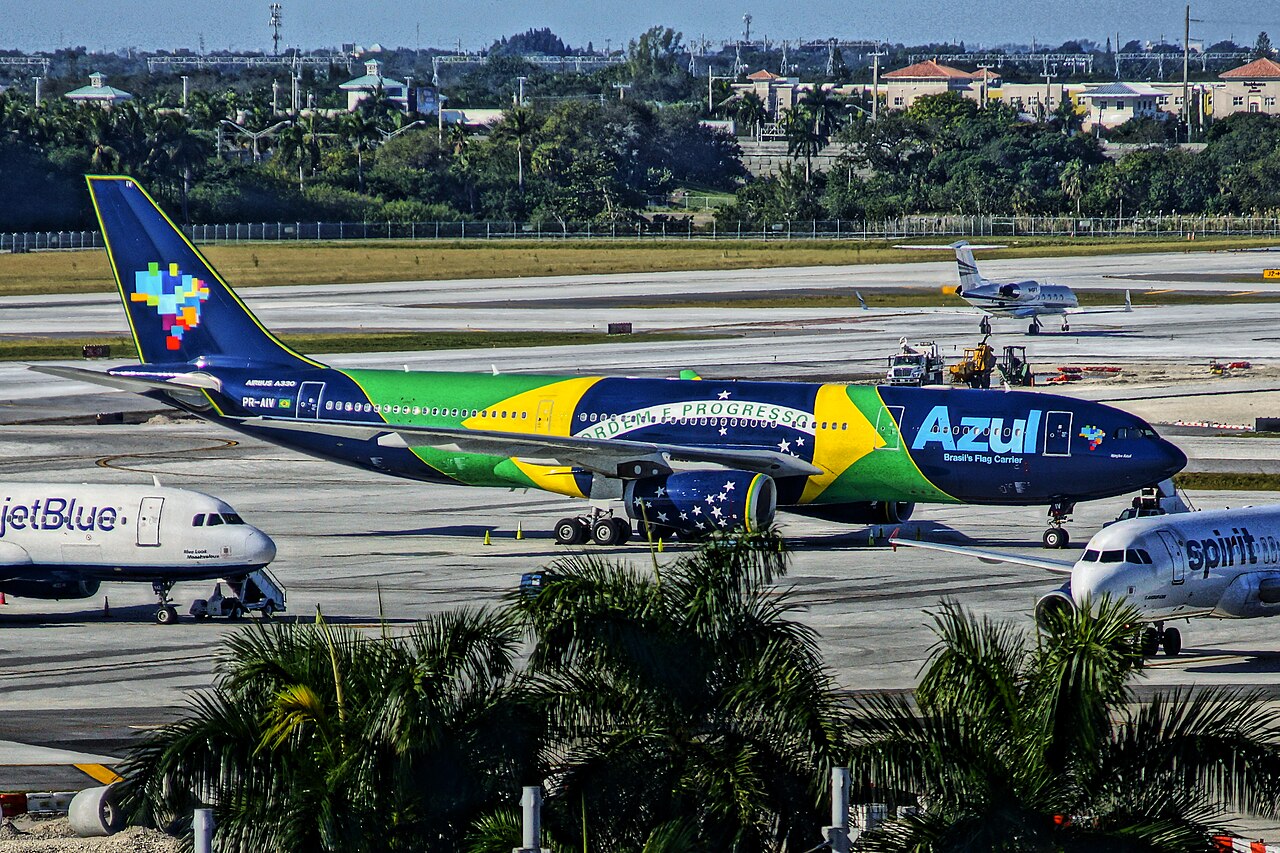 An Azul Airbus A330 at Fort Lauderdale