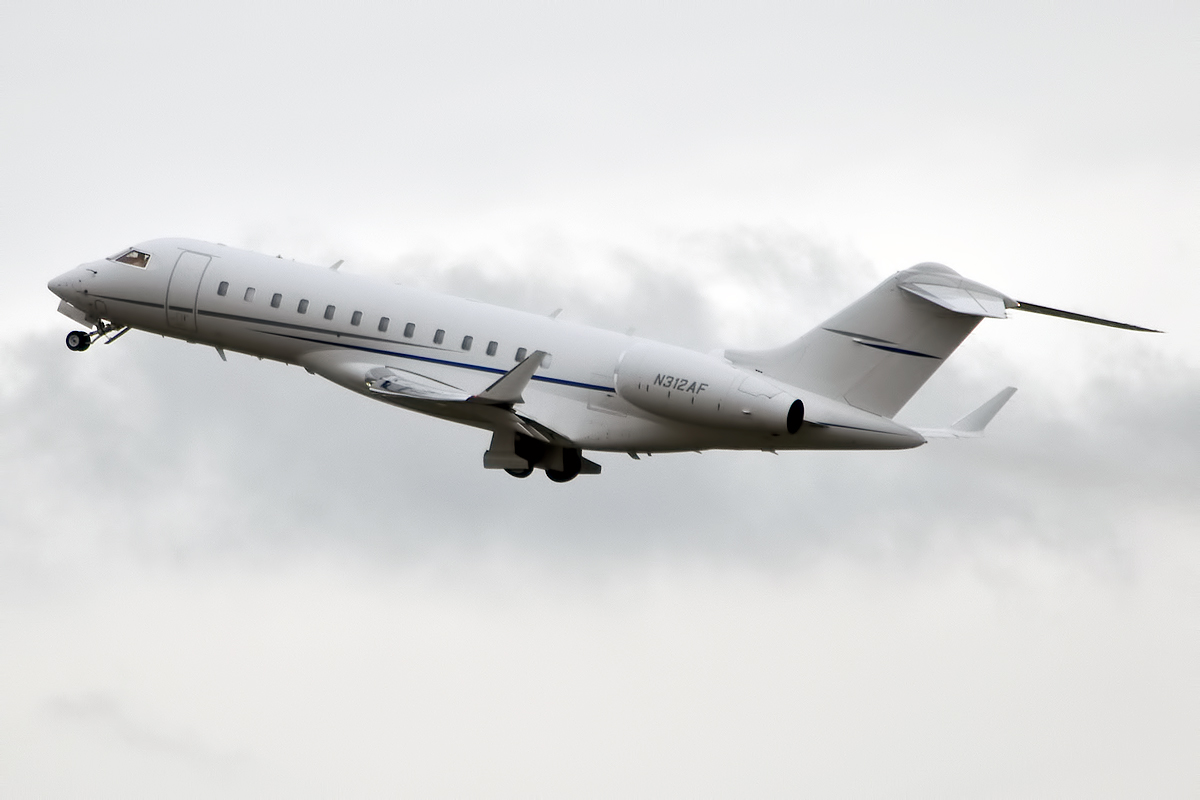 Un jet d'affaires standard Bombardier Global 6000