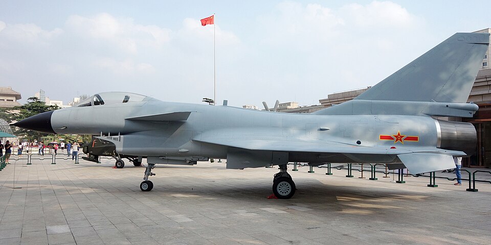 Cresce l'esportazione del caccia cinese J-10C.