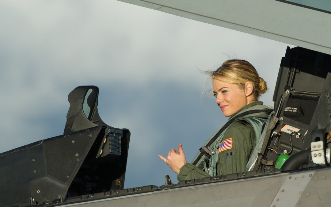 No, Emma Stone Did Not Fly an F-22