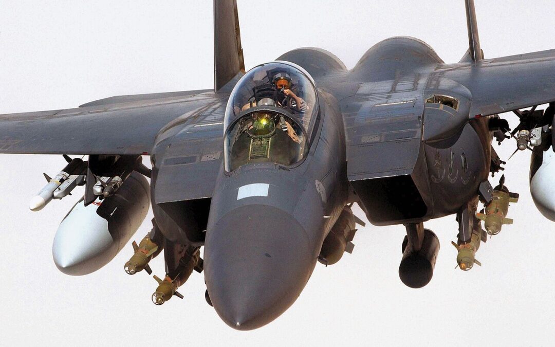 Un missile chinois pourrait avoir abattu un avion de chasse américain.