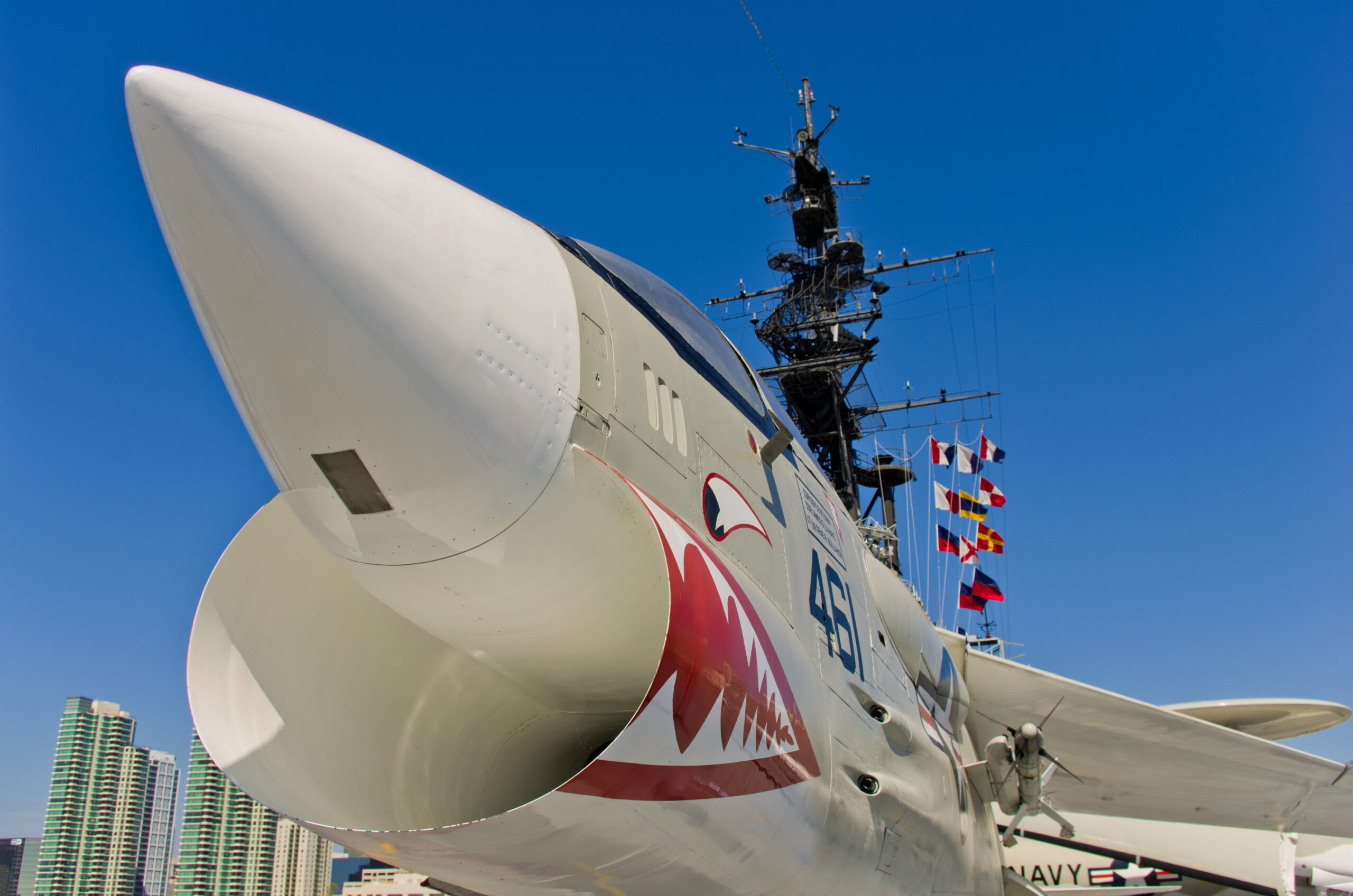 Chasseur de la marine F-8 Crusader de l'époque du Vietnam