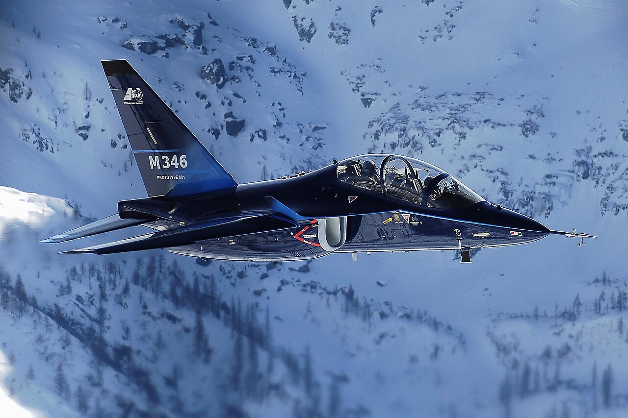 Leonardo M-346 Master, avion d'entraînement avancé à réaction