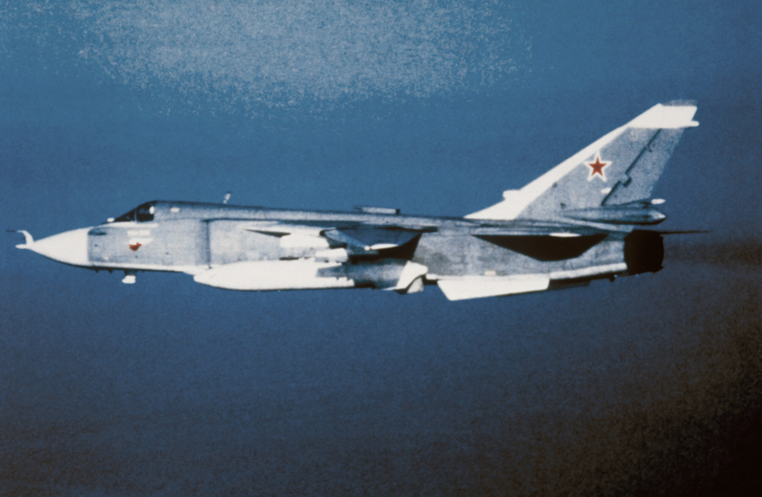 Sukhoi Su-24 Fencer tactical bomber