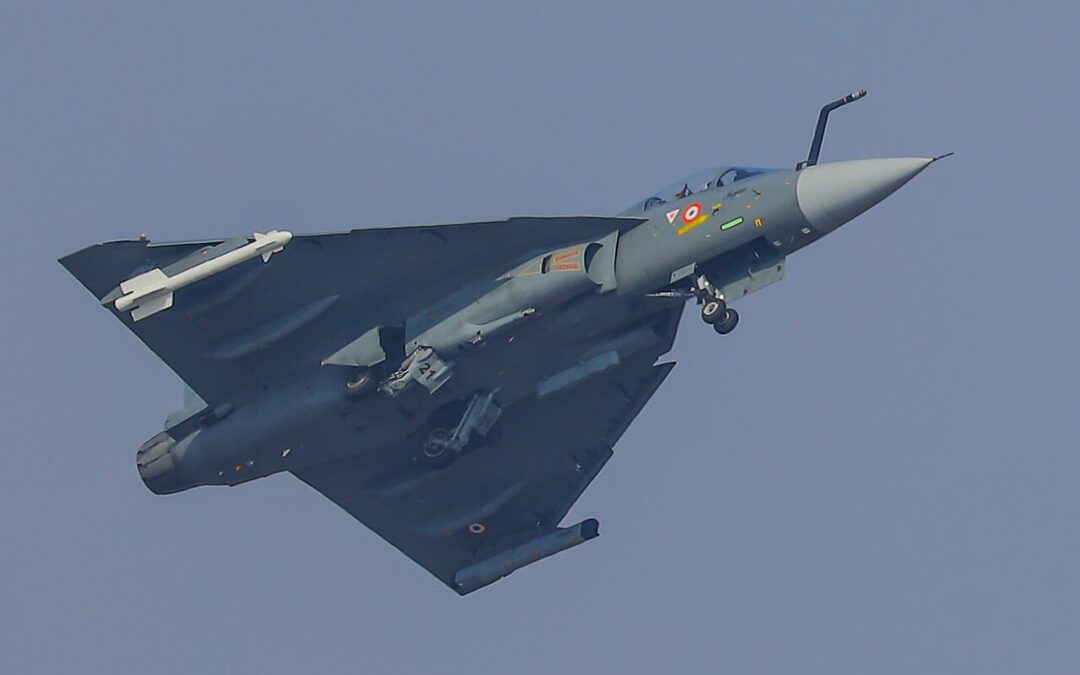 Indien hat 30 neue Kampfflugzeuge gebaut, die es nicht fliegen kann.