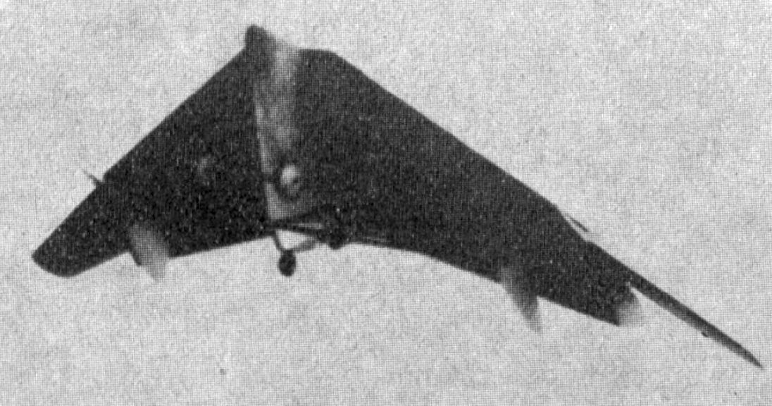 Westland-Hill-Pterodaktylus im Flug Westland-Hill Pterodactyl, ein schwanzloses Flugzeug im Flug