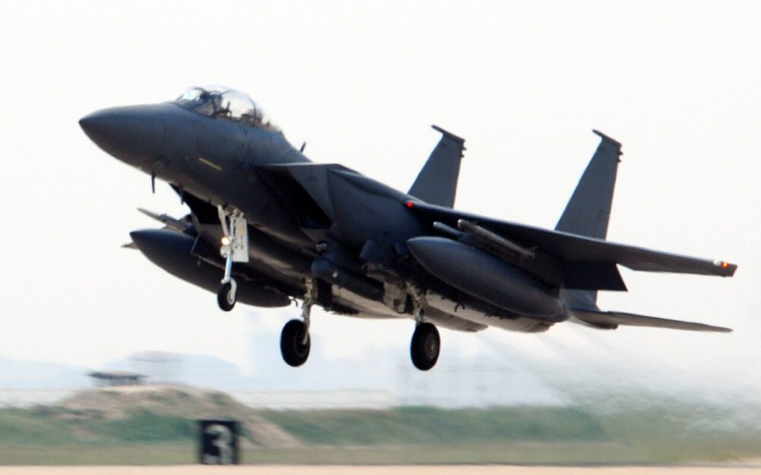 Südkorea rüstet 59 F-15K gegen Raketenangriffe auf