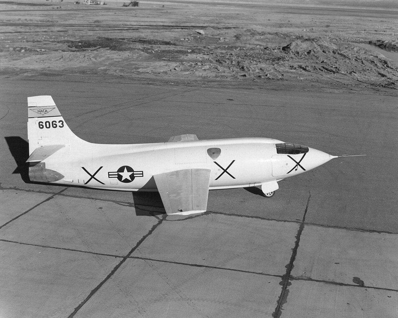 Bell X-1 numéro 2 (numéro de série 46-063), l'avion avec lequel Herbert Hoover a volé à vitesse supersonique