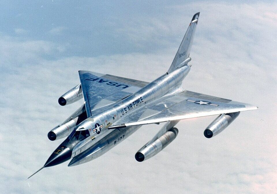 Die Convair B-58 Hustler: Der erste Überschallbomber