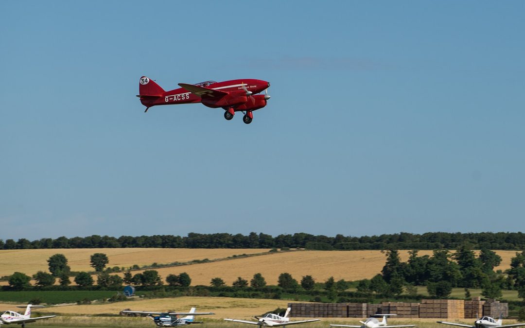 DH.88 Comet: The Red Racer That Beat the World to Australia