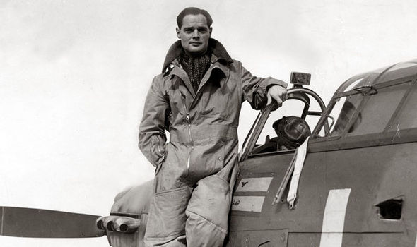 Douglas Bader mit seinem Kämpfer