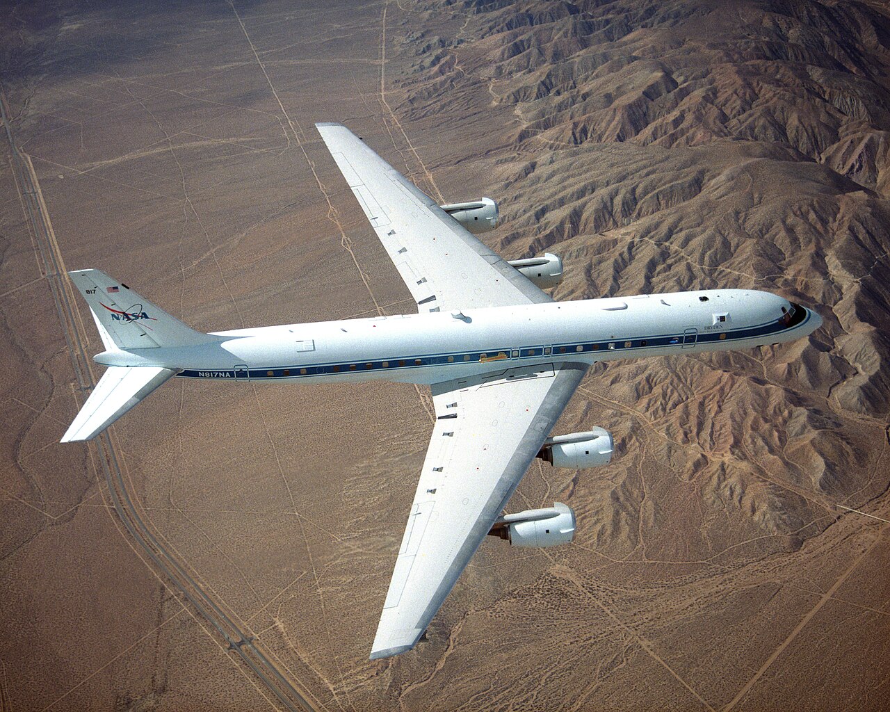Eine Douglas DC-8 im Flug