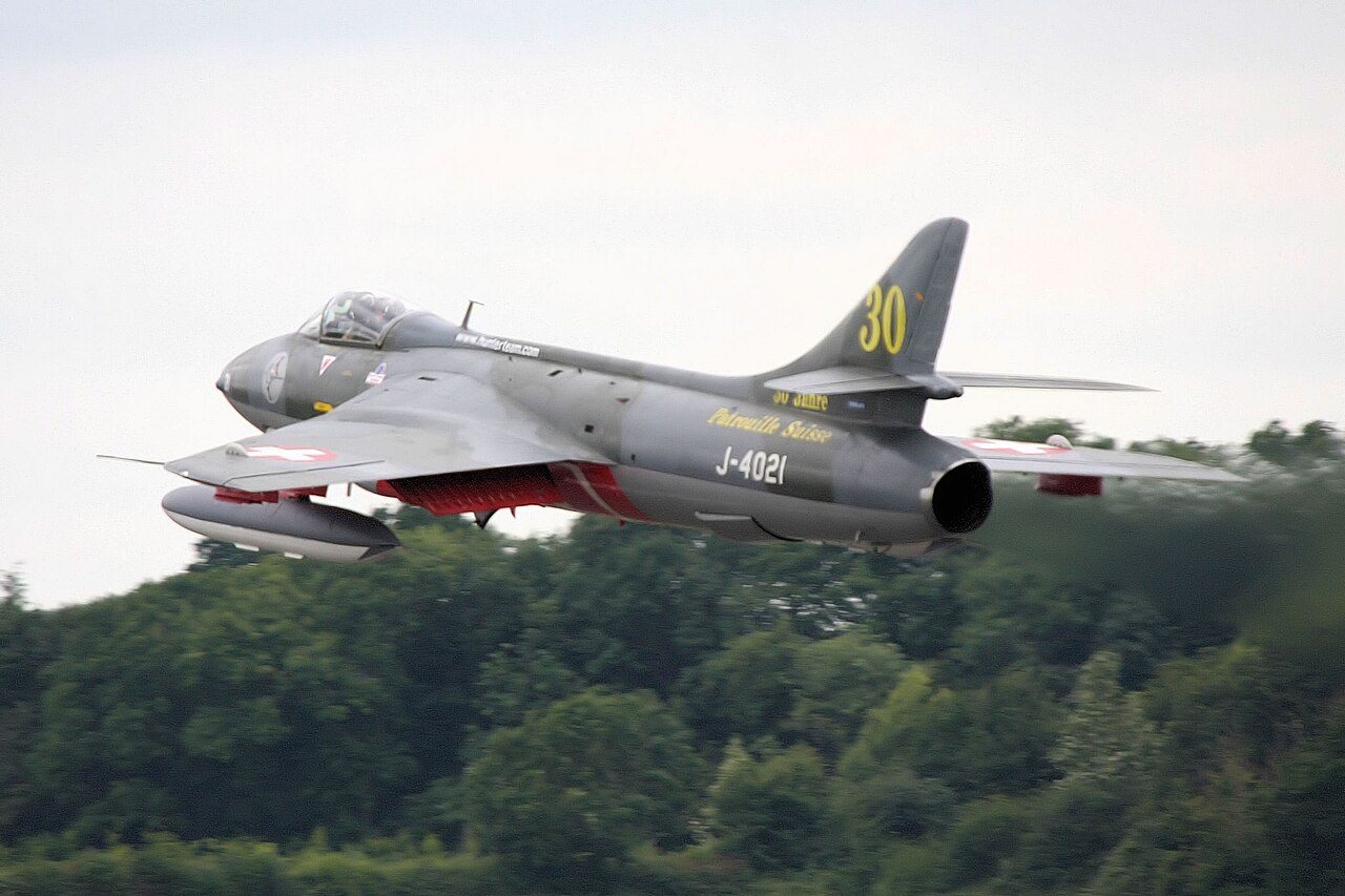Hawker Hunter flying at RIAT 2008