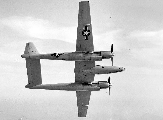 Hughes-XF-11-Flugzeug