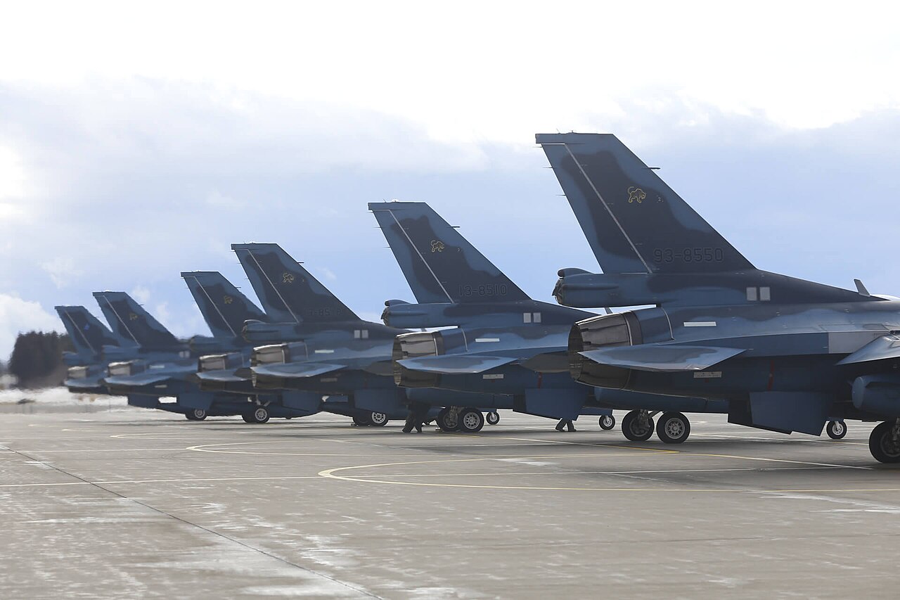 Chasseur Mitsubishi F-2 de la JASDF