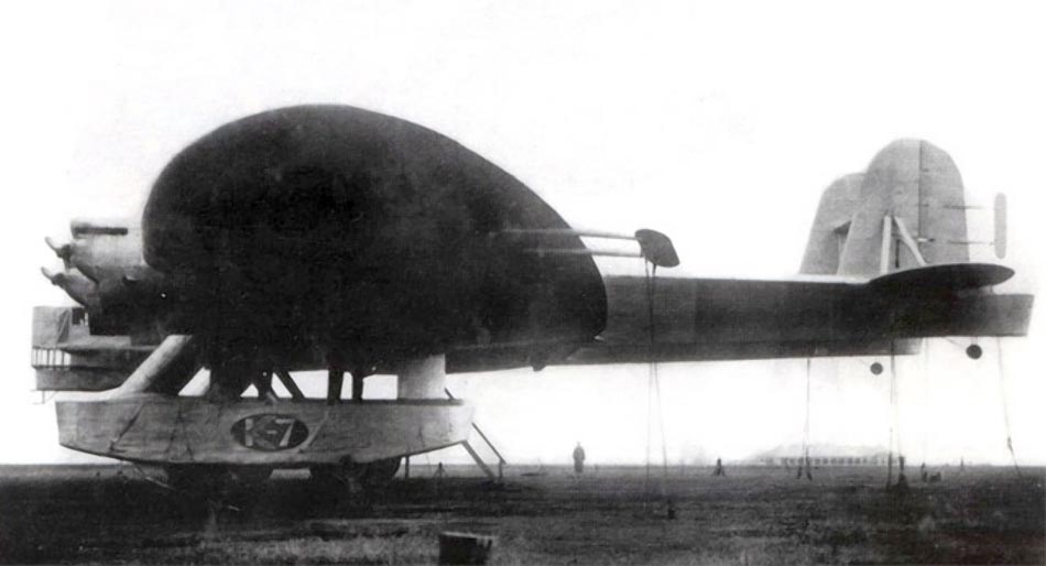 Il Kalinin K-7: il gigante a sette motori di Stalin