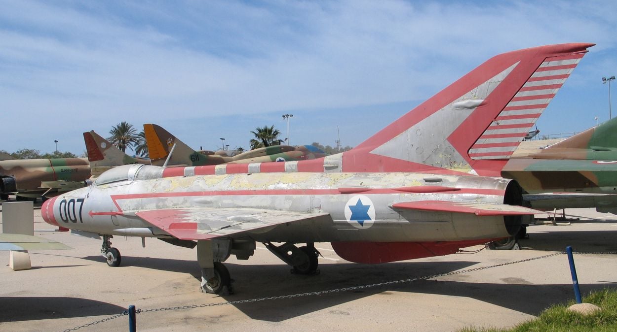 Heckansicht der MiG-21F-13 der Operation Diamond in Hatzerim