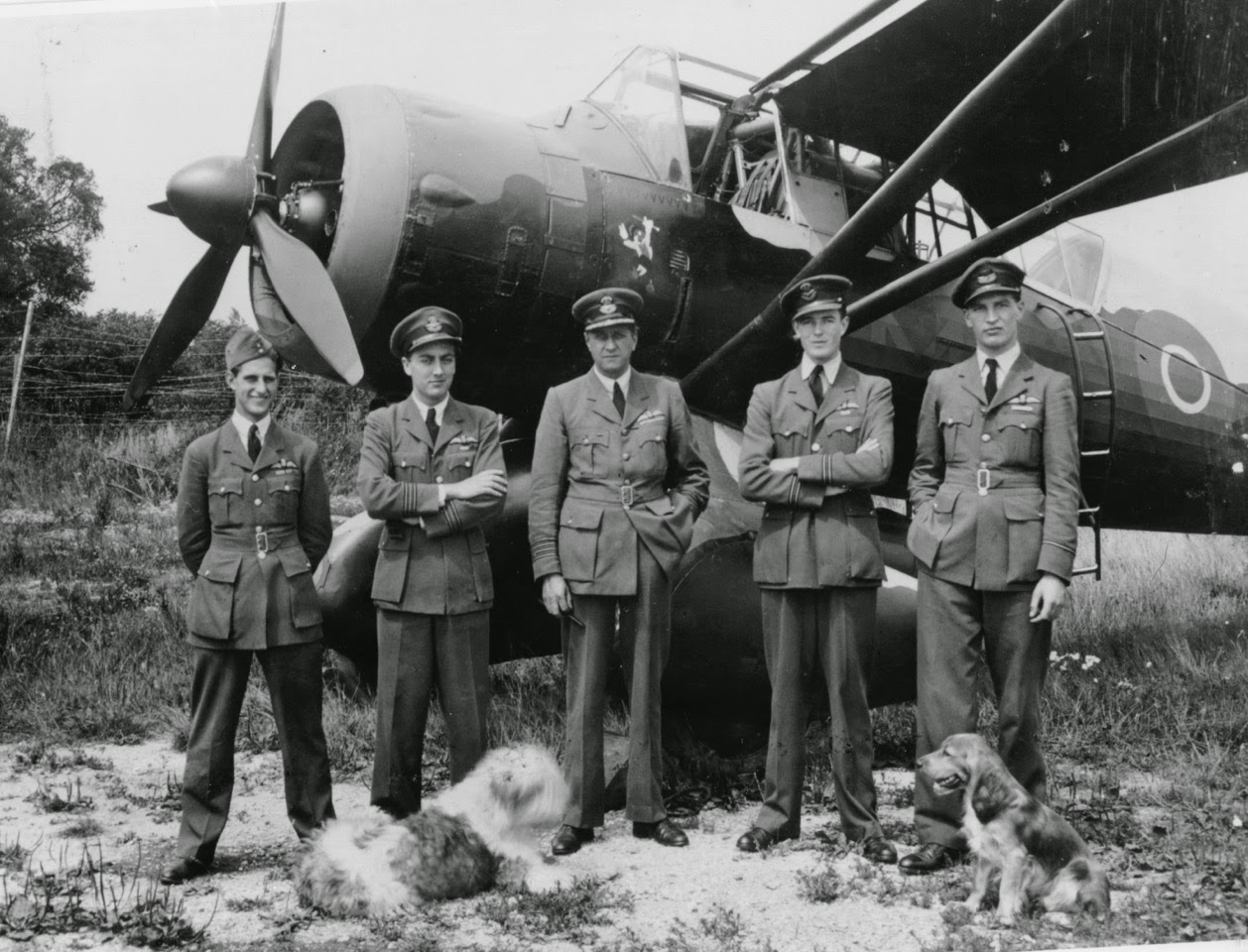No. 161 Squadron crews at Tangmere, 1943