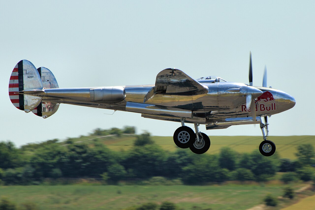 P-38 Lightning at an airshow