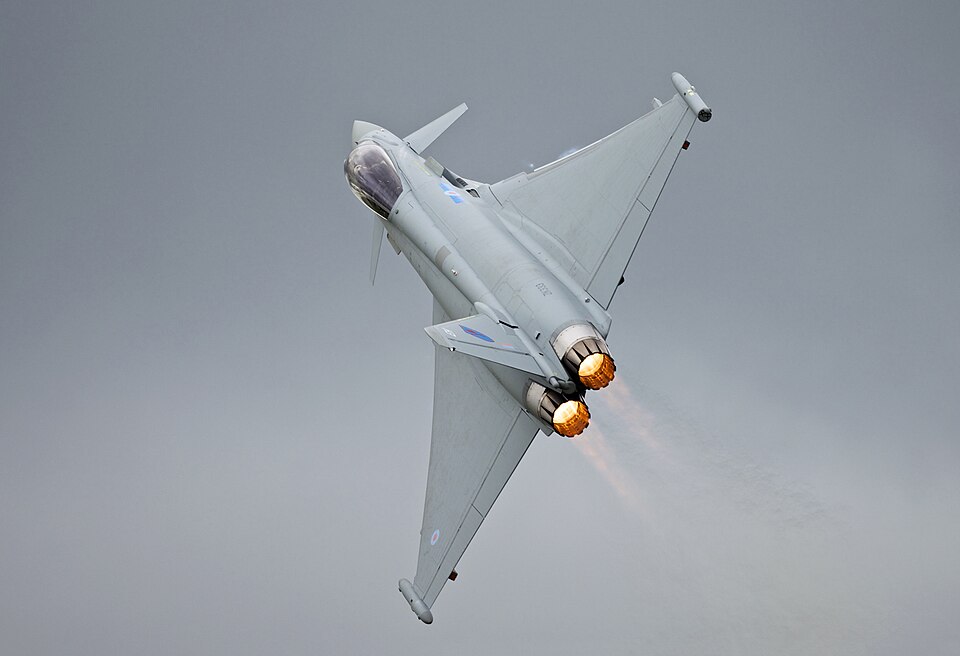 Eurofighter Typhoon de la RAF en vol