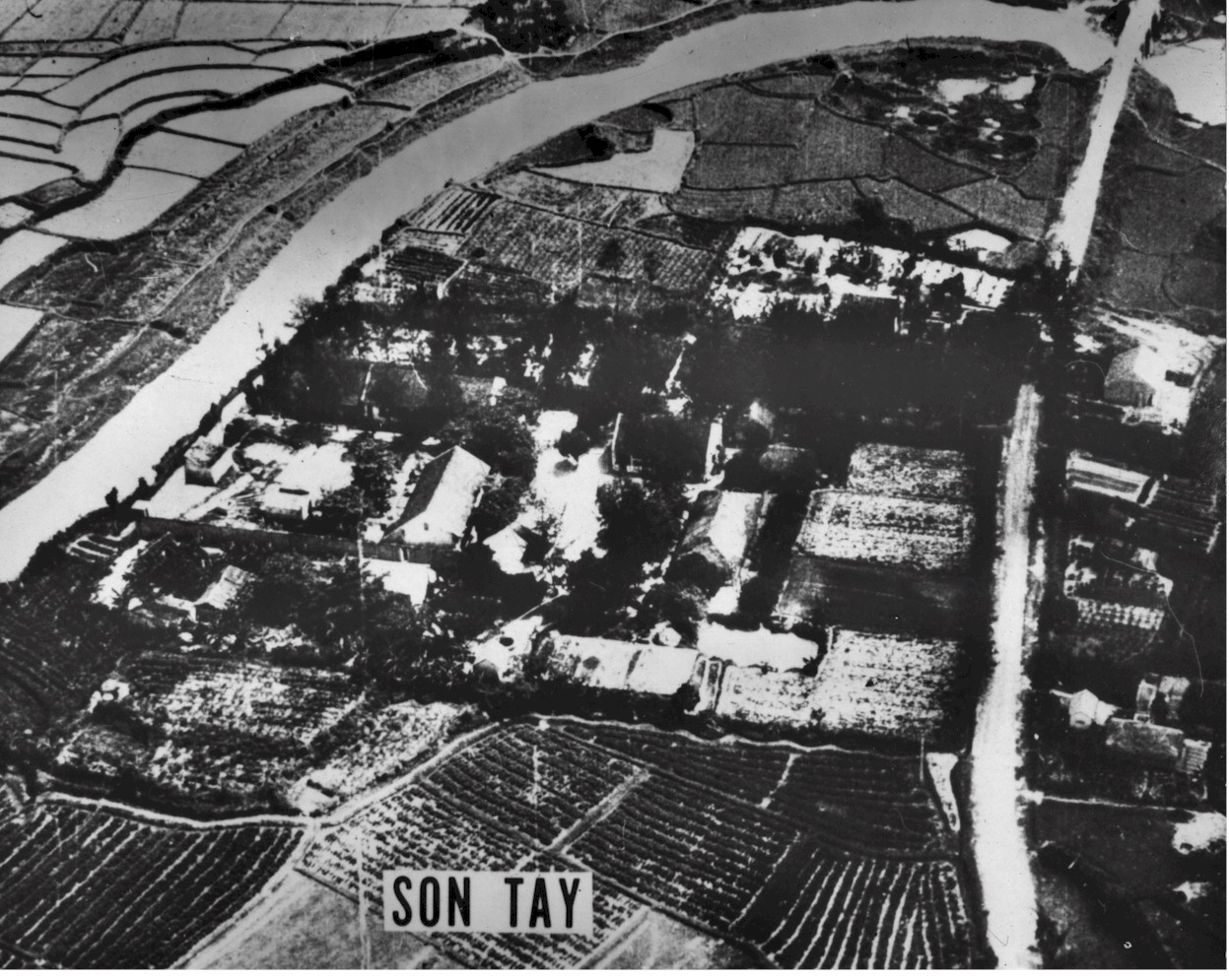 son-tay-prison-camp-aerial-reconnaissance