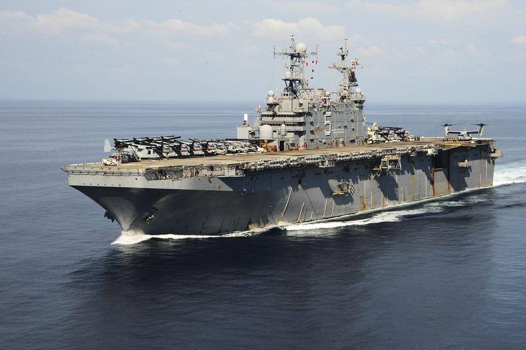 The amphibious assault ship USS Peleliu underway in the Philippine Sea