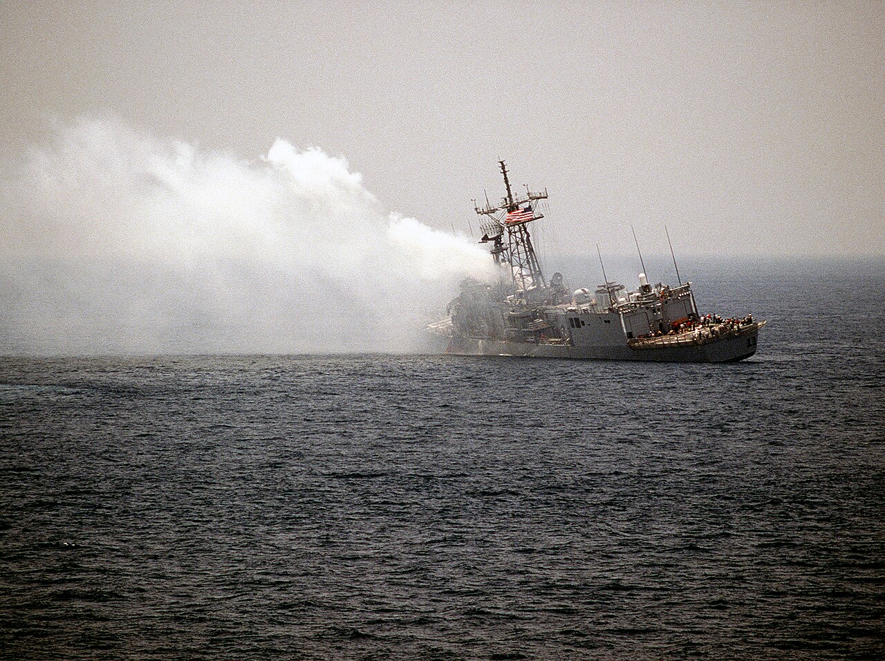 uss-stark-ffg-31-listing-after-exocet-hit-1987