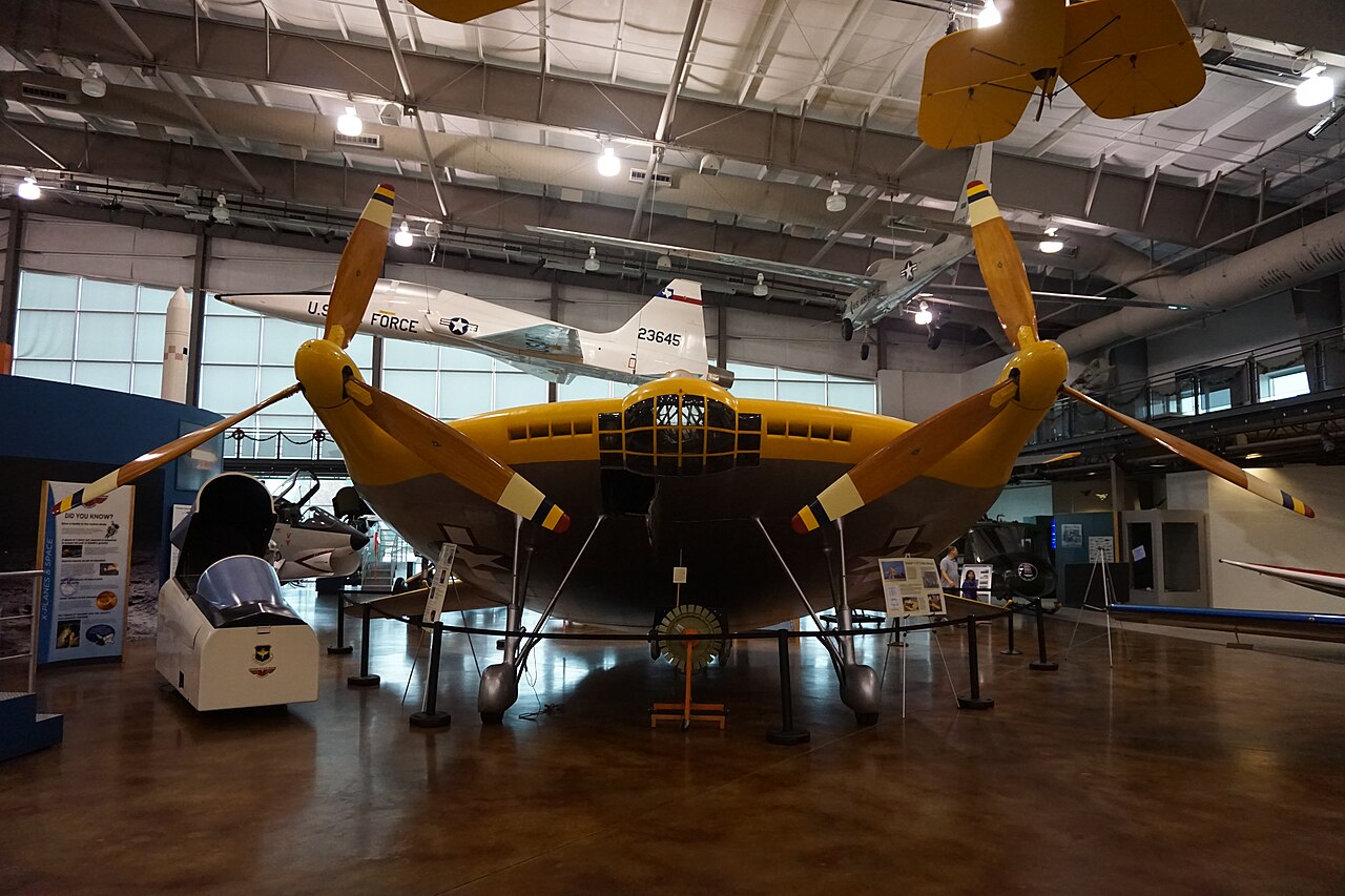 Restaurierte Vought V-173 im Frontiers of Flight Museum, Dallas