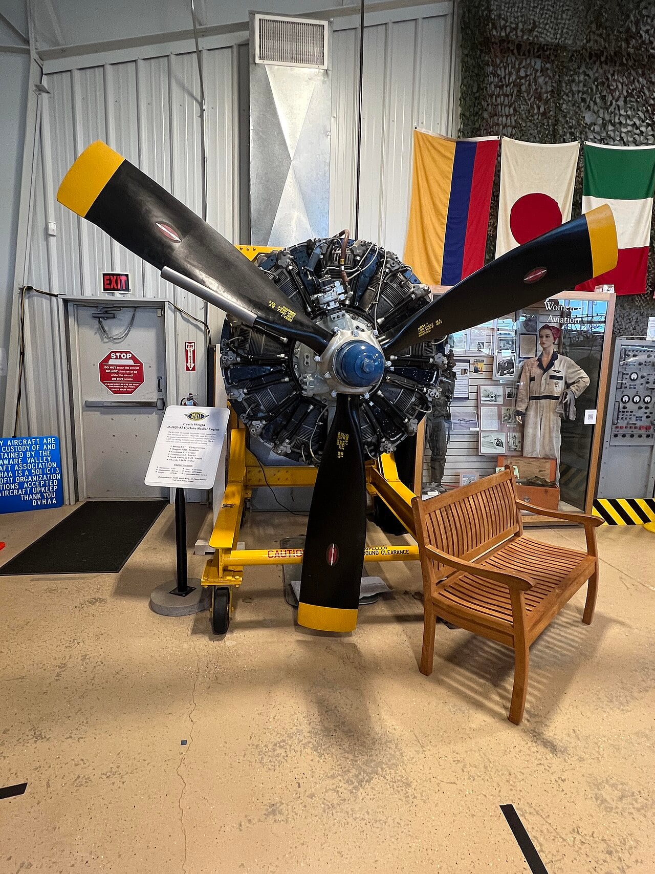 Motore aeronautico radiale a nove cilindri Wright R-1820 Cyclone