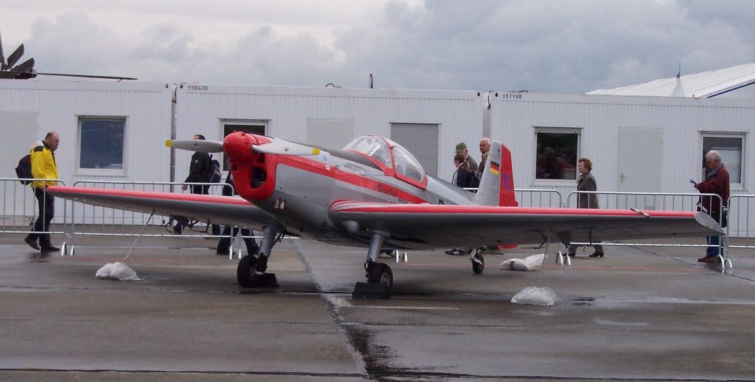 A Zlin Z-526 Akrobat, the type Neil Williams flew