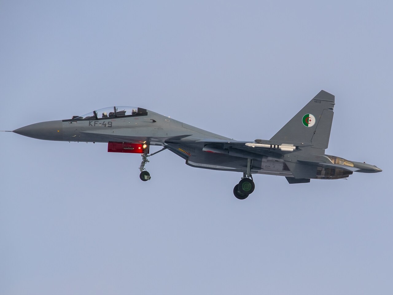 chasseur multirôle Sukhoi Su-30MKA de l'armée de l'air algérienne