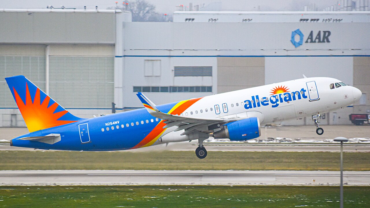 An Allegiant Air Airbus A320 in the airline sunburst livery