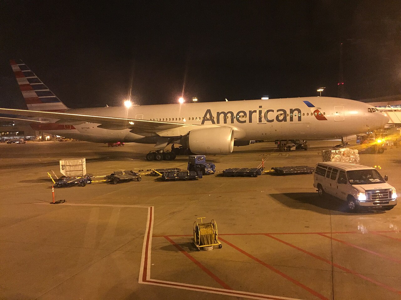 American Airlines Boeing 777-200ER