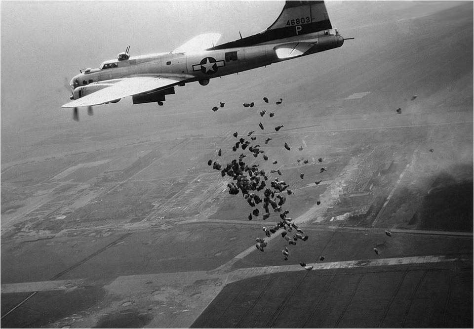 A US B-17 drops food over Schiphol during Operation Chowhound, May 1945