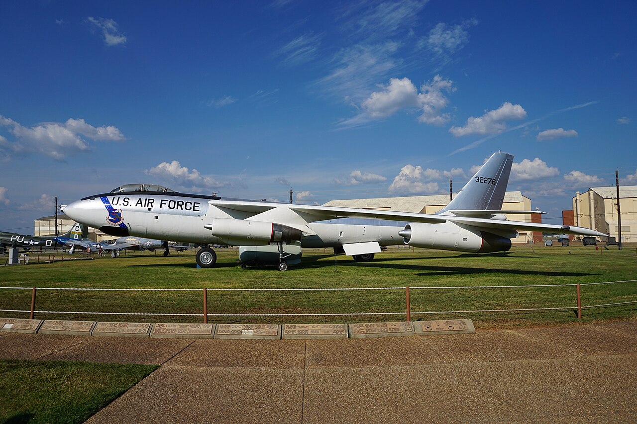 Un Boeing B-47E Stratojet conservado.
